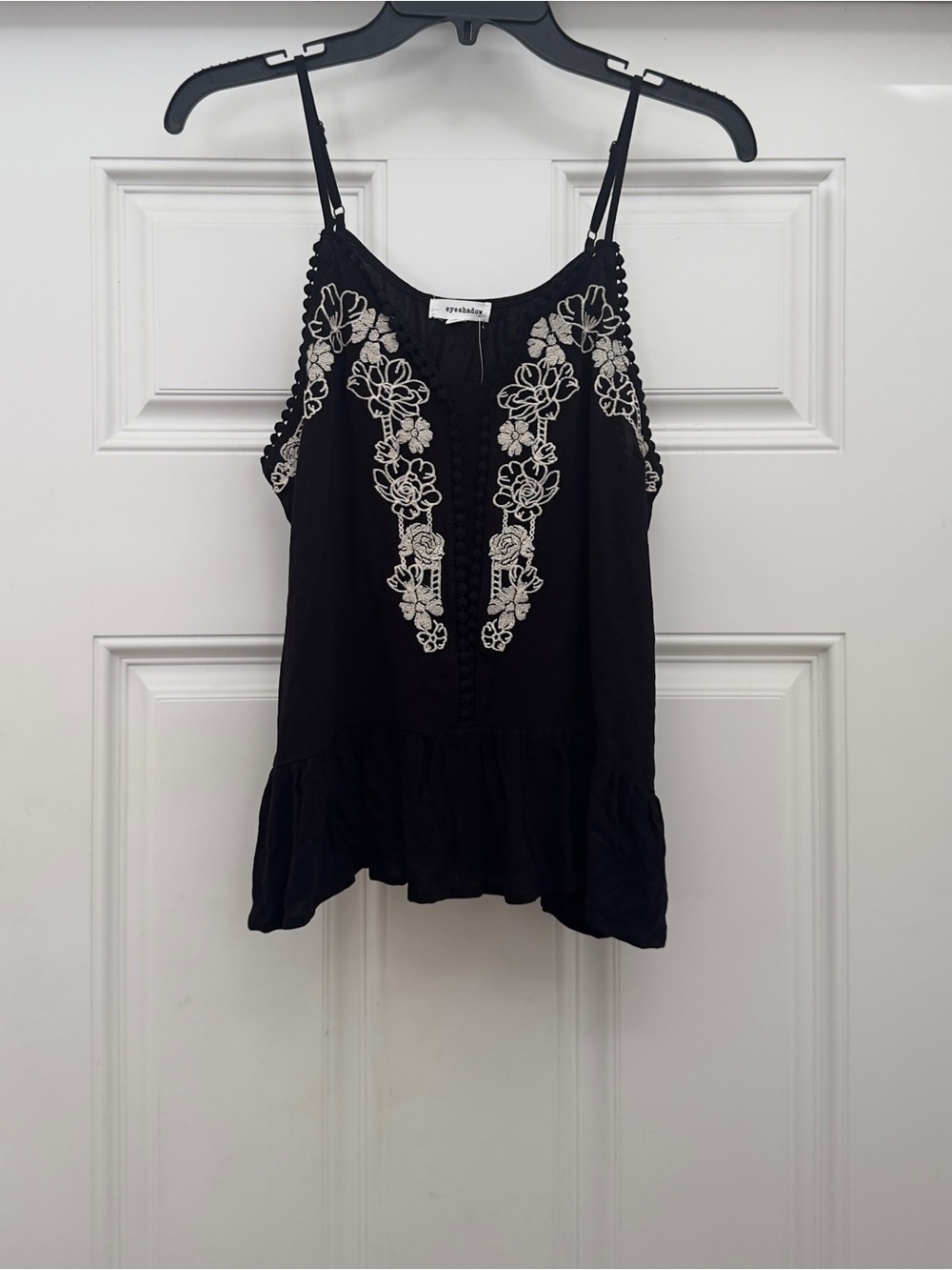 Eyeshadow Women’s Black Cami Ruffle Hem with Cream Floral Embroidery Size M